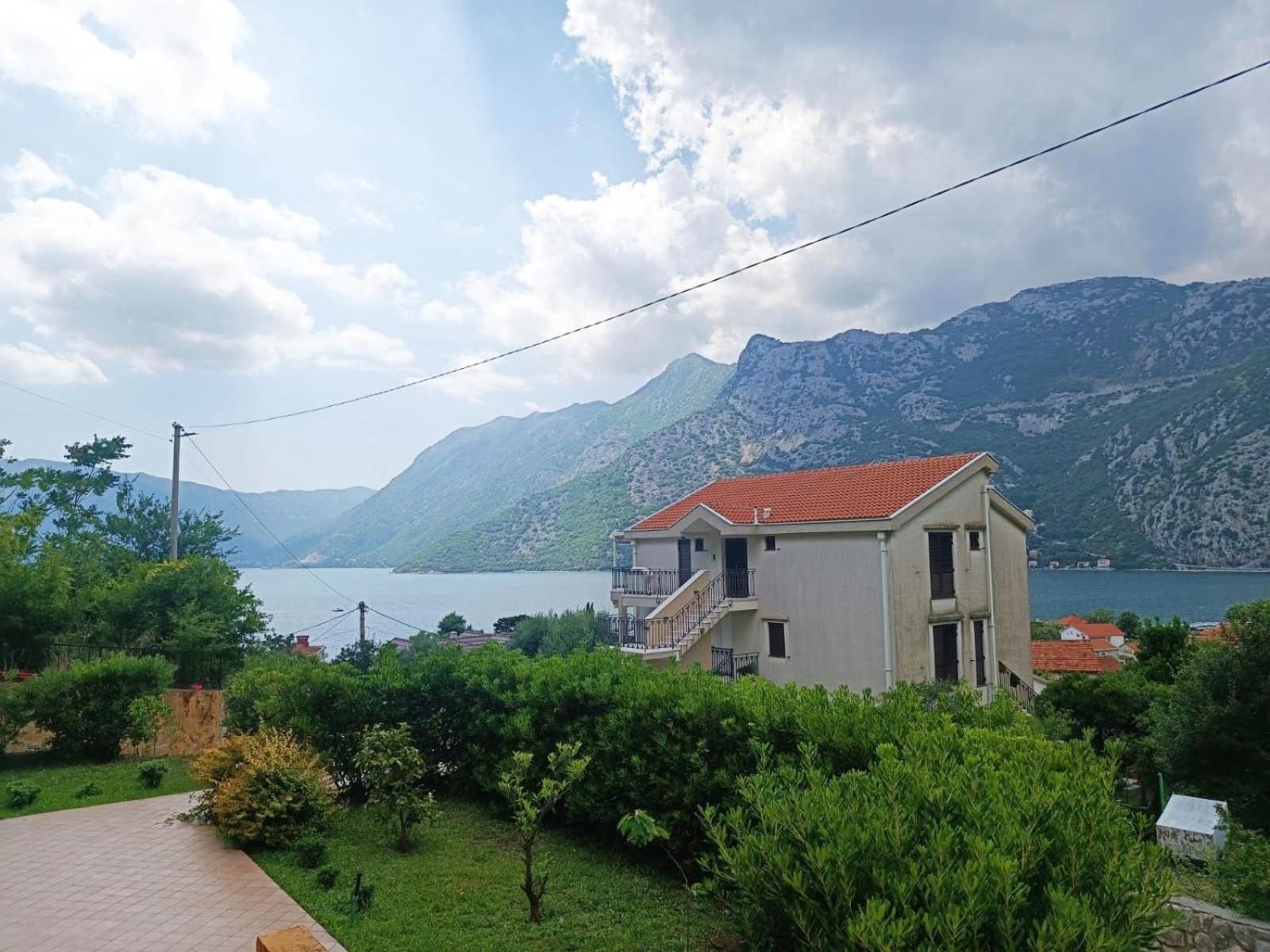Villa Risan Apartments Dış mekan fotoğraf